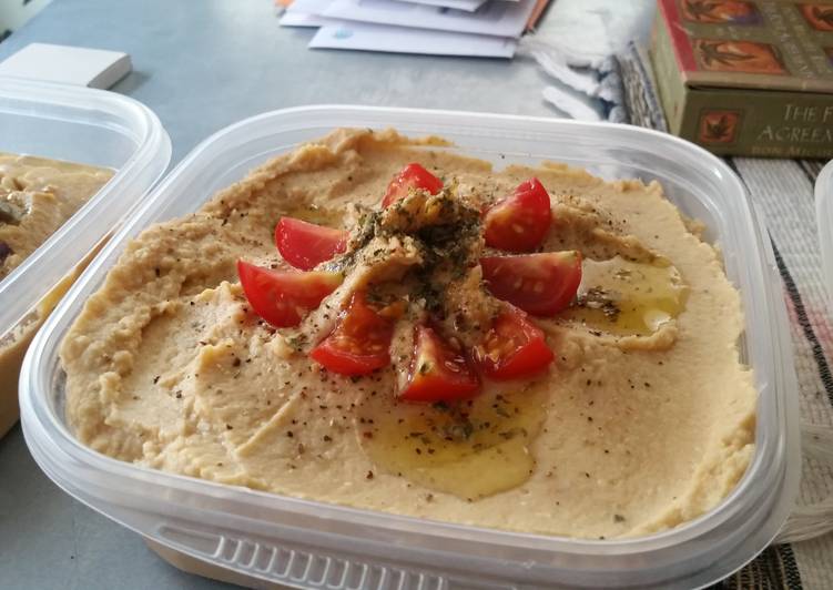 Simple Way to Prepare Any-night-of-the-week Tahini Free Hummus