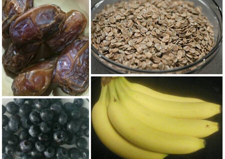 Steps to Prepare Super Quick Homemade Banana Blueberry Bars