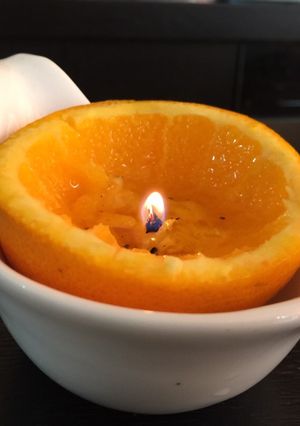 A picture of Natural Orange Candle.