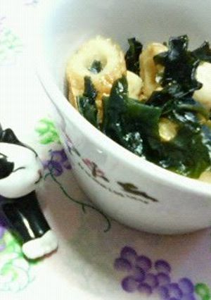 A picture of Simmered Chikuwa and Wakame Seaweed (Great for Lunchboxes).