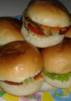 Foto resep Burger 🍔Simple Minimalis.. 😊👌