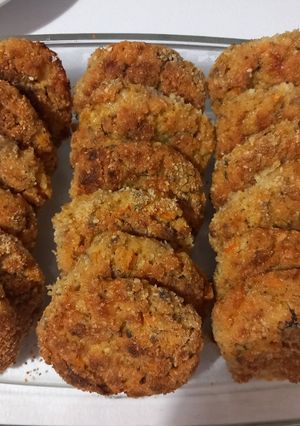 Gombás, sajtos kölesfasírt 😊 recept fotója