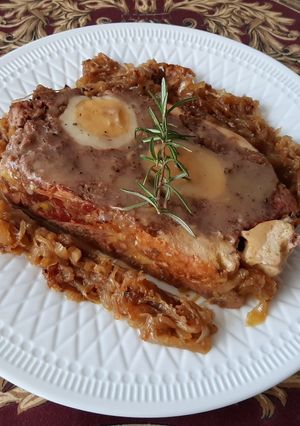 Una foto de Pularda deshuesada rellena