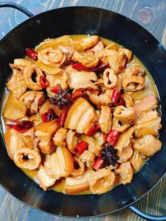 麻辣滷肥腸五花肉 的食譜成品照片