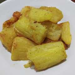 A picture of Singkong Kress.