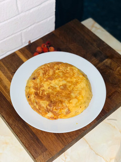 Una foto de Tortilla de patatas con sorpresa