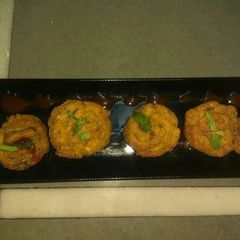 A picture of Oats Gulabo Tikkis.