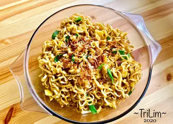 Mudah Cepat Memasak Mie Goreng Manis (Tiam Mi) Enak Sederhana