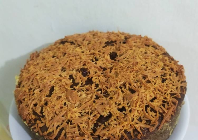 Brownis Panggang Toping Keju