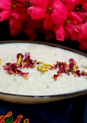 દુધ પૌંઆ (Doodh Poha Recipe In Gujarati) રેસીપી મુખ્ય ફોટો