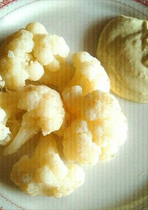 Una foto de Coliflor con Salsa de Curry (Salsa en 5 minutos)
