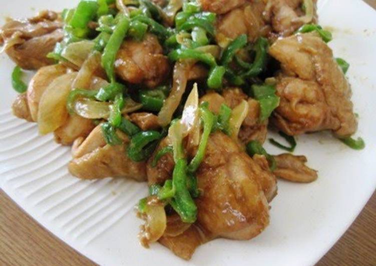 Simple Way to Prepare Any-night-of-the-week Curry Flavored Chicken and Bell Pepper Stir-fry