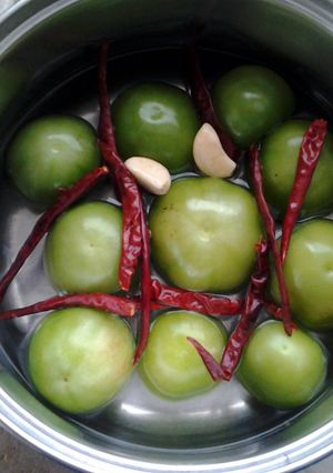 A picture of Very spicy green Chile.