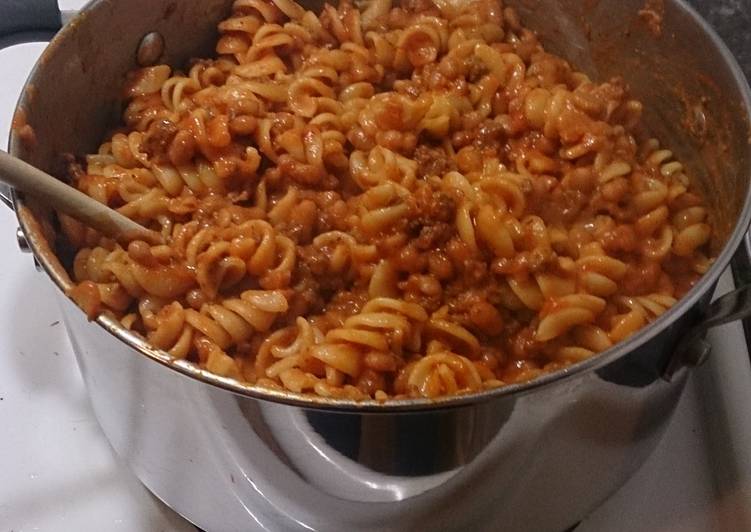 Steps to Prepare Perfect Simple Bean Pasta