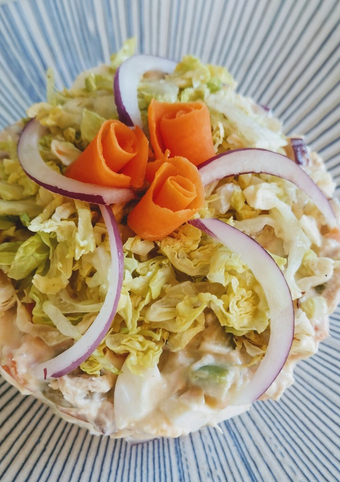 Una foto de Ensaladilla saludable de boniato 🍠 y aguacate 🥑