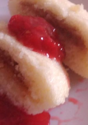 A picture of Chokolava idli with strawberry crush.