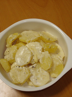 A picture of Potatoes Cooked in Milk.