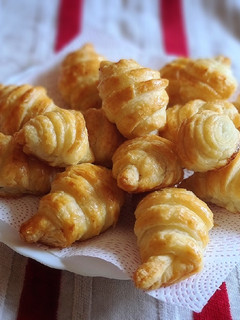 Una foto de Mini croissants rellenos de praliné