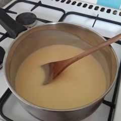 A picture of Vickys Vanilla Custard, GF DF EF SF NF.