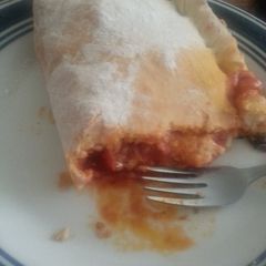 Calzone A picture of Calzone.