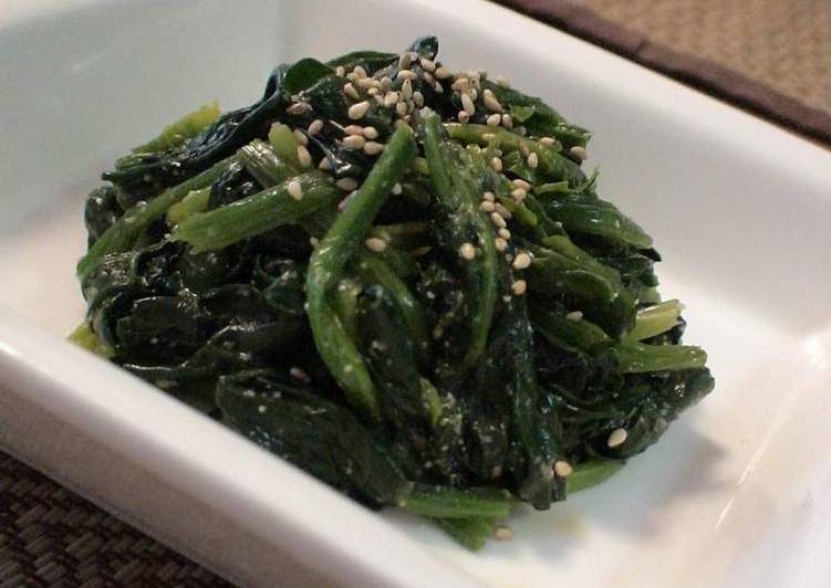 Recipe of Speedy Our Family&#39;s Spinach Namul (Korean-Style Salad)