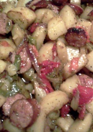 A picture of Potatoe & sausage bake.