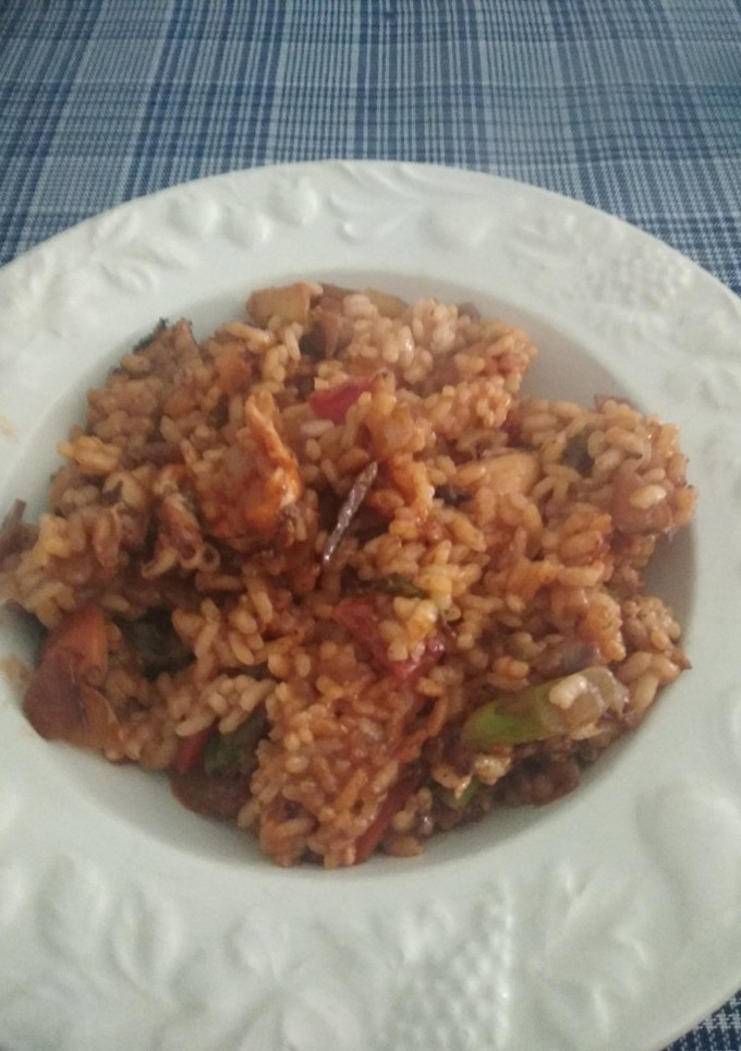 Una foto de Arroz con calamares