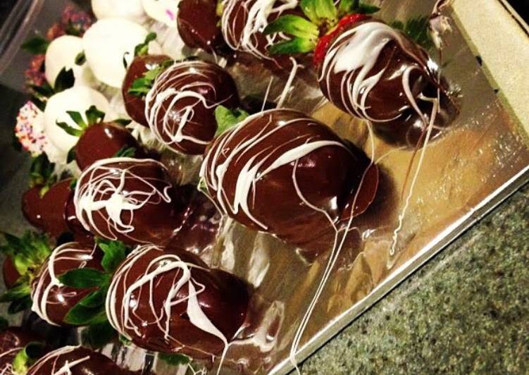 Recipe of Ultimate Chocolate Covered Strawberries!