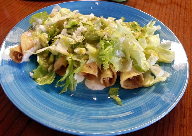 chicken flautas (tacos dorados)