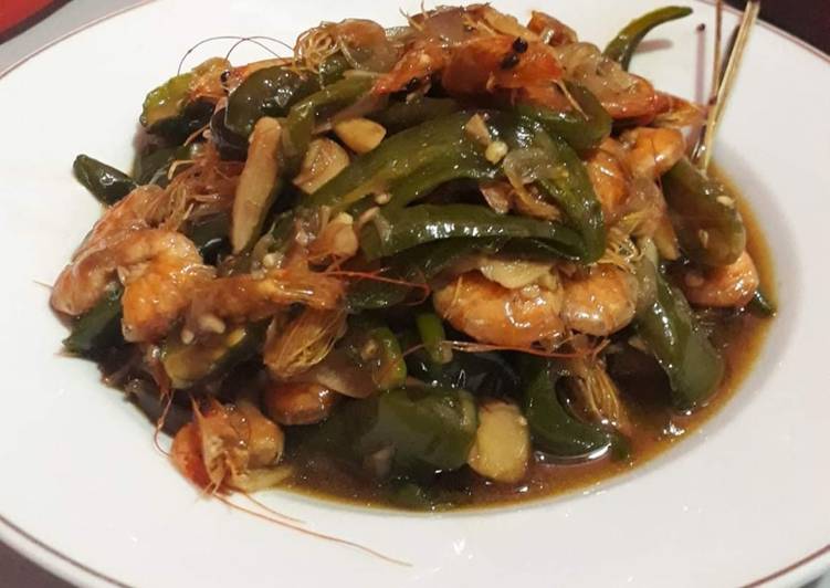 Langkah Mudah untuk Membuat Udang masak cabai hijau yang Sempurna