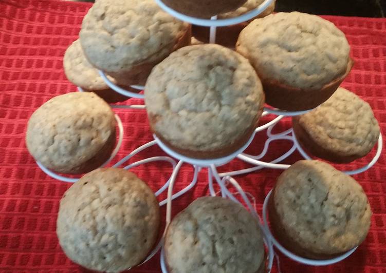 Banana Oatmeal Muffins