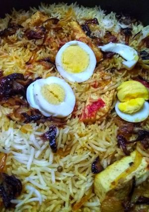 A picture of Paneer dum biryani.
