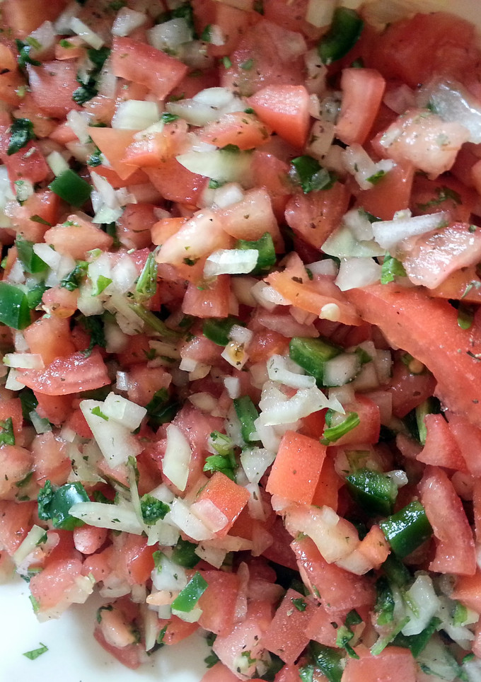 A picture of Pico de gallo.