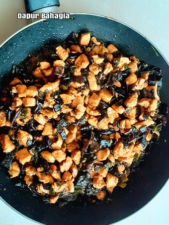 Cara Buat Cah Ayam Jamur (bisa untuk isian Mie Ayam, Bakpao, Roti, Dll.) Bahan Sederhana