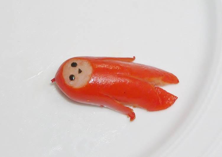 Simple Way to Make Award-winning Red Sausage Aliens for Bento