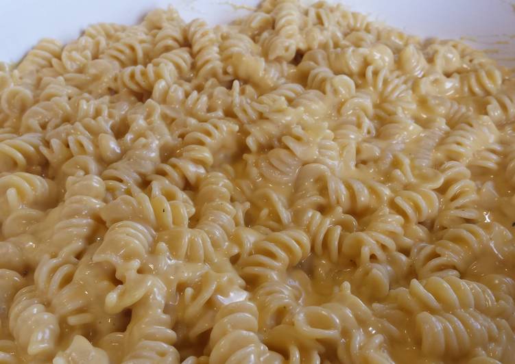 Step-by-Step Guide to Make Any-night-of-the-week Easy Mac &amp; Cheese (No Bake)
