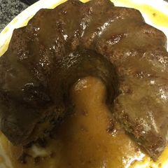 A picture of Apple Dapple Cake.