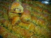 A picture of pistachio baklava
