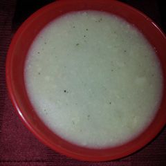 A picture of Cauliflower soup.