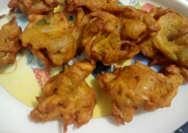 Steps to Cook Speedy Pakora Special (Fritters)