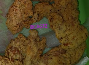 Una foto de Pollicruji (tiras de pollo crujiente)
