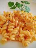 Fusilli con hígado de bacalao