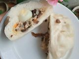 Bánh bao nhân thịt