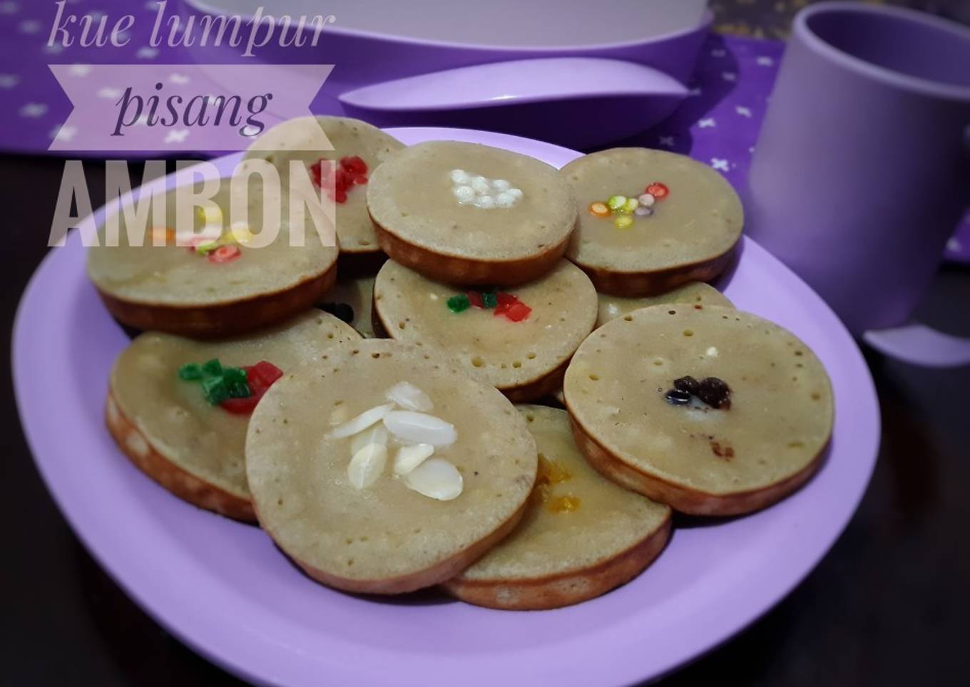 Kue lumpur pisang ambon