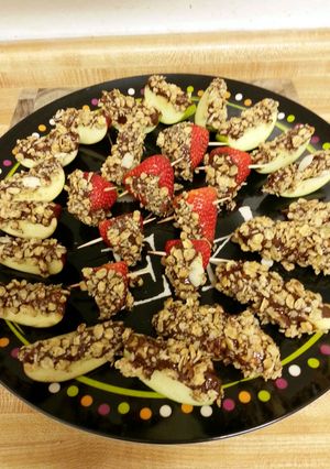 A picture of Chocolate-Granola Dipped Fruit.
