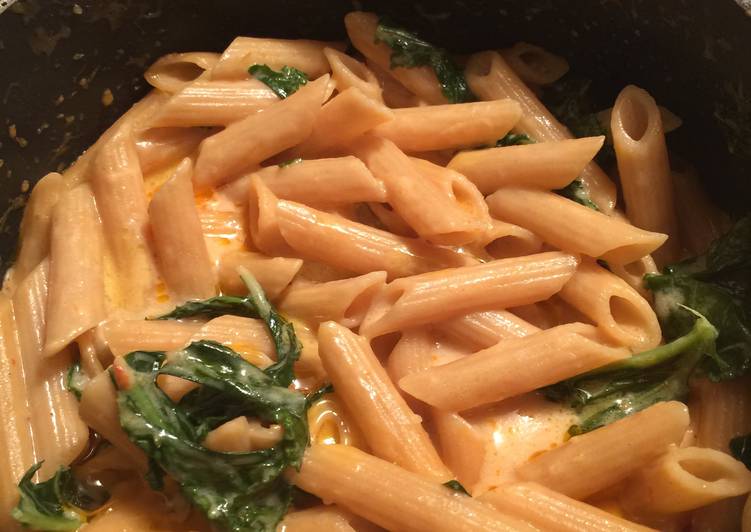 Recipe of Perfect Penne ala Vodka And Kale