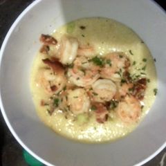A picture of Shrimp And Grits.