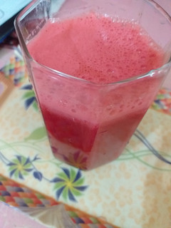 A picture of Beetroot apple carrot & orange juice.