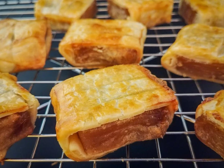 Easy Steps to Prepare Recipes Pastry Wrapped Rice Cake the So Delicious Delicious.