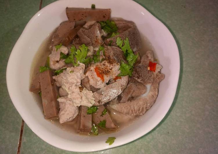 Bánh canh thập cẩm